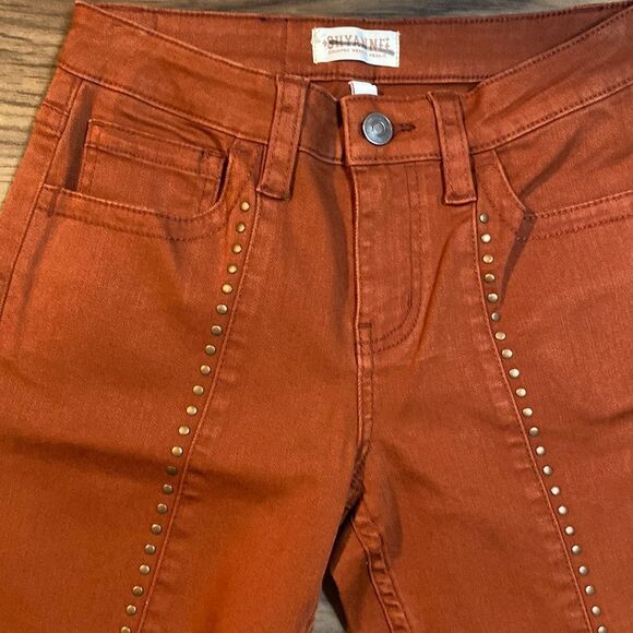 Shyanne Women’s Mid Rise Boot Cut Jeans - Picture 3 of 8